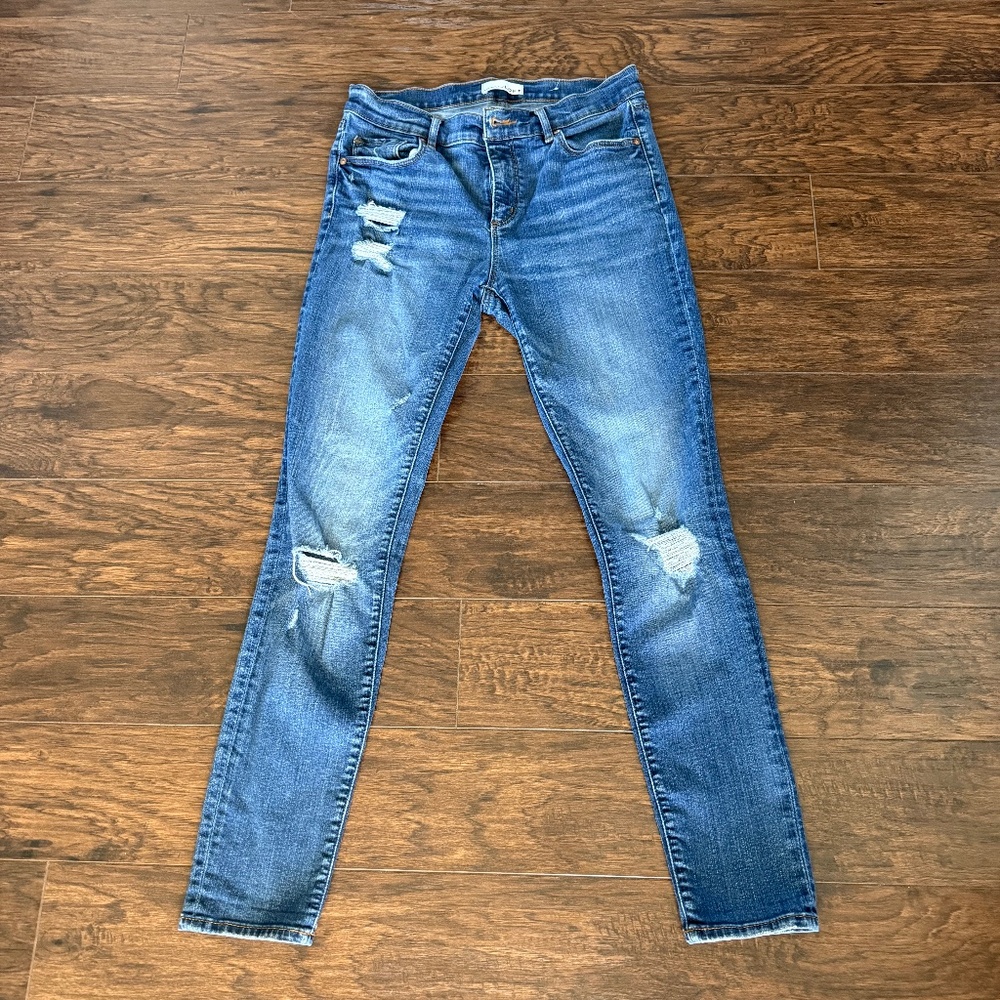 LOFT Distressed Skinny Jeans Light Mid Wash Mid Rise Size 6/28